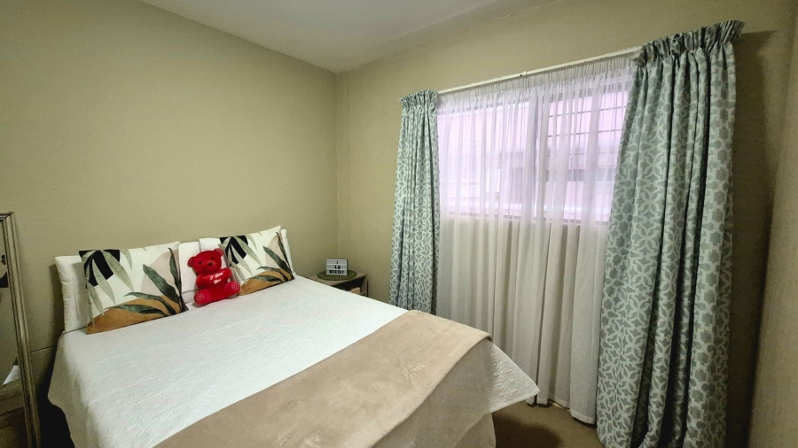 1 Bedroom Property for Sale in Die Bult North West